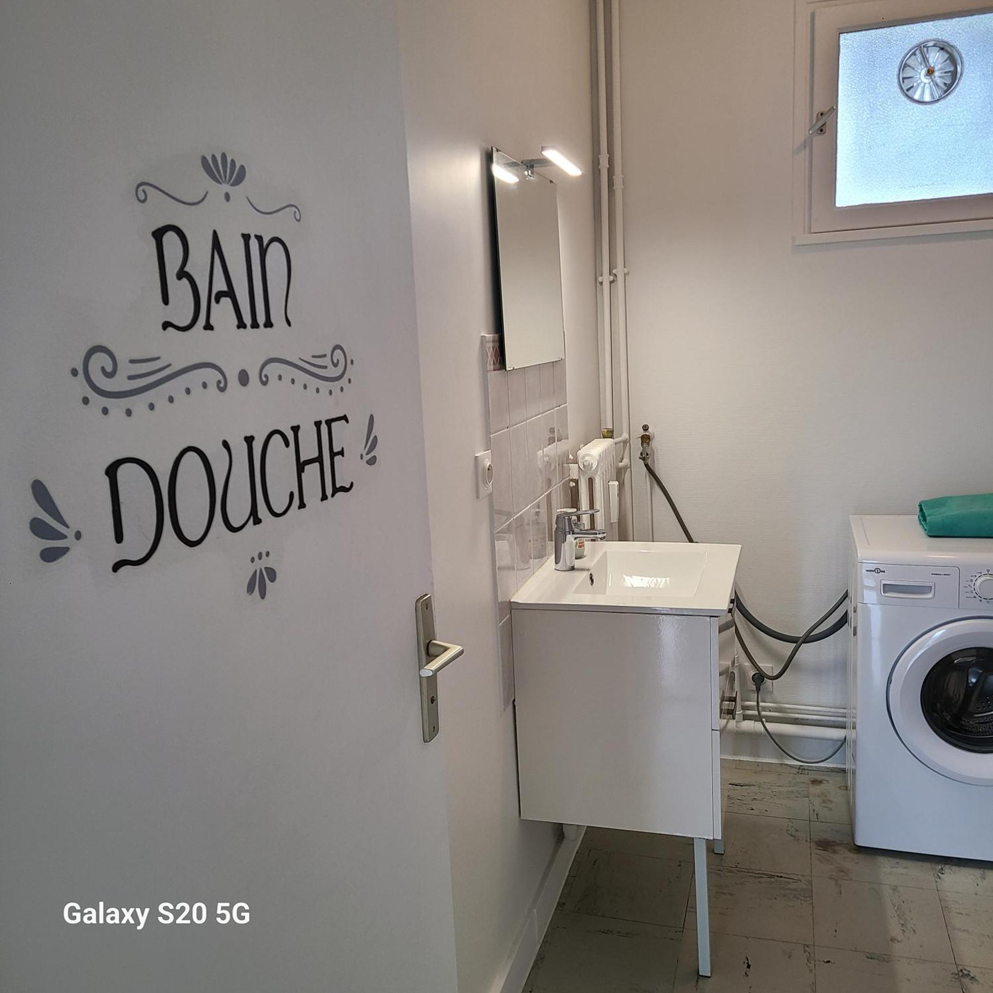 Appartement T4 Pour 6p - Balcon - Parking Gratuit - Fibre *
