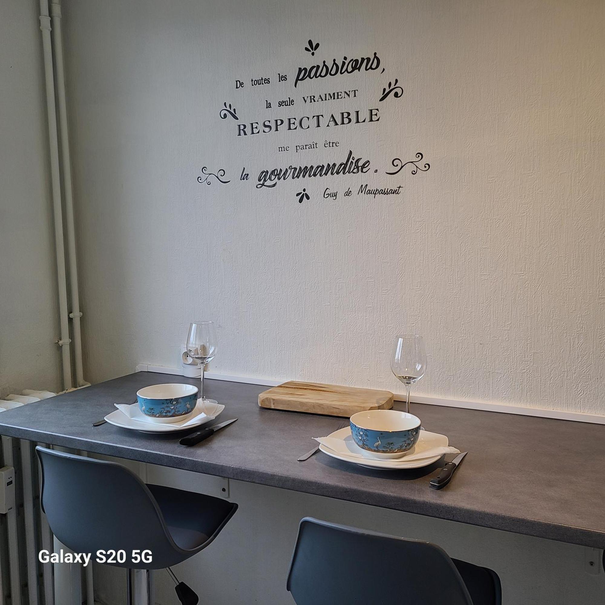 T4 Pour 6p - Balcon - Parking Gratuit - Fibre *