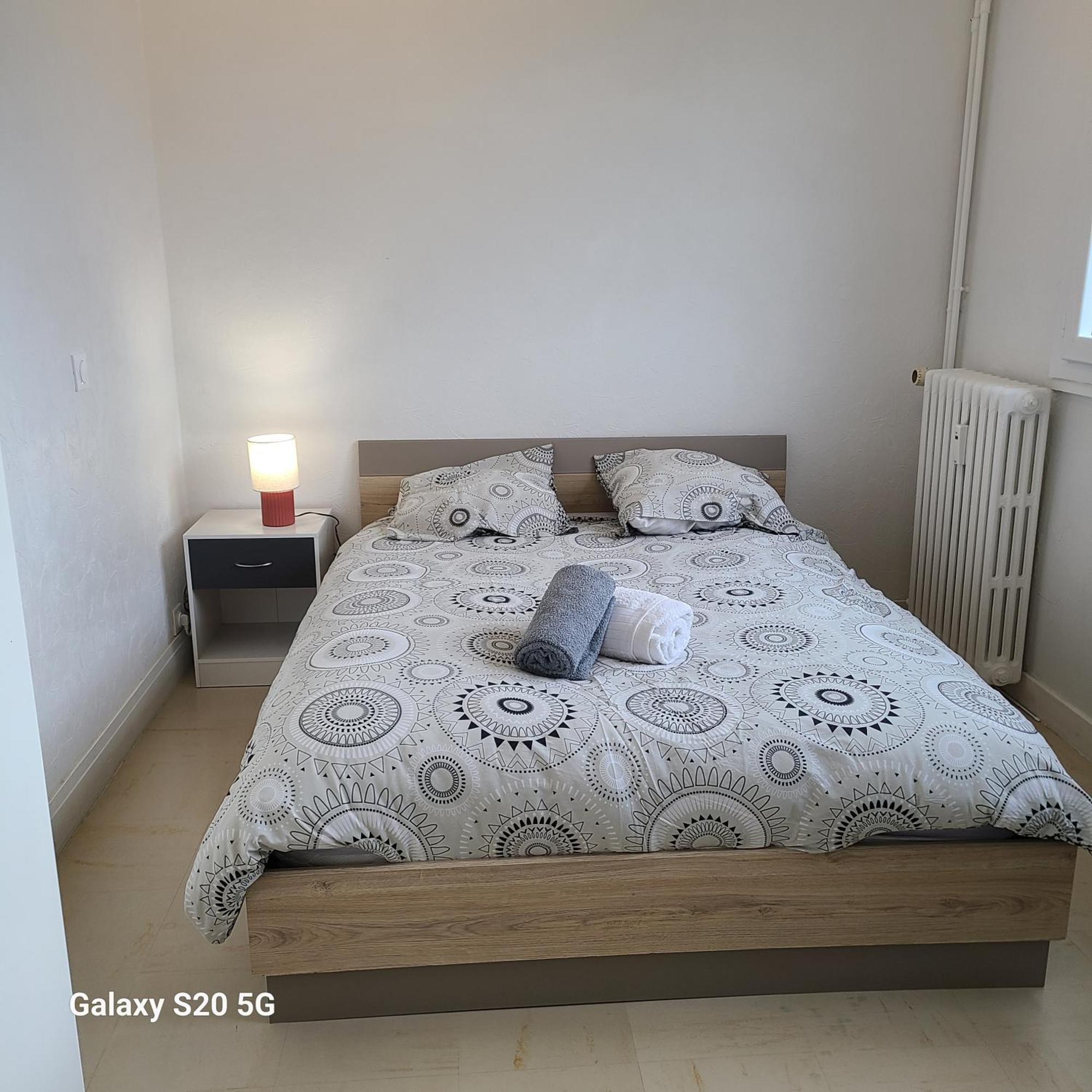 T4 Pour 6p - Balcon - Parking Gratuit - Fibre Appartement Chambéry