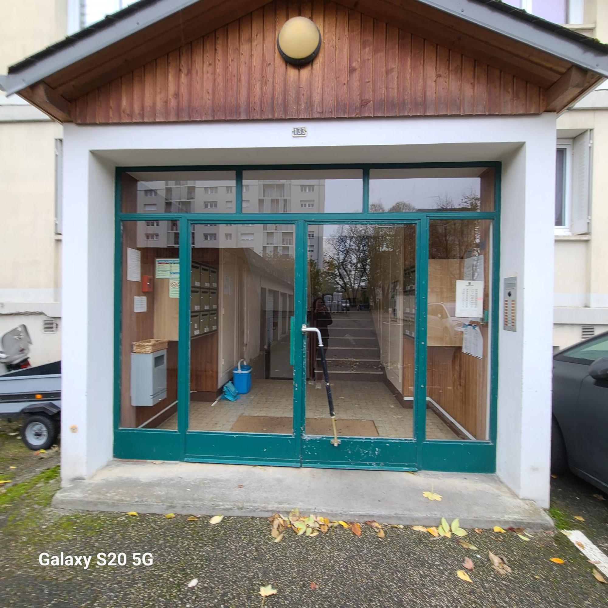 T4 Pour 6p - Balcon - Parking Gratuit - Fibre *