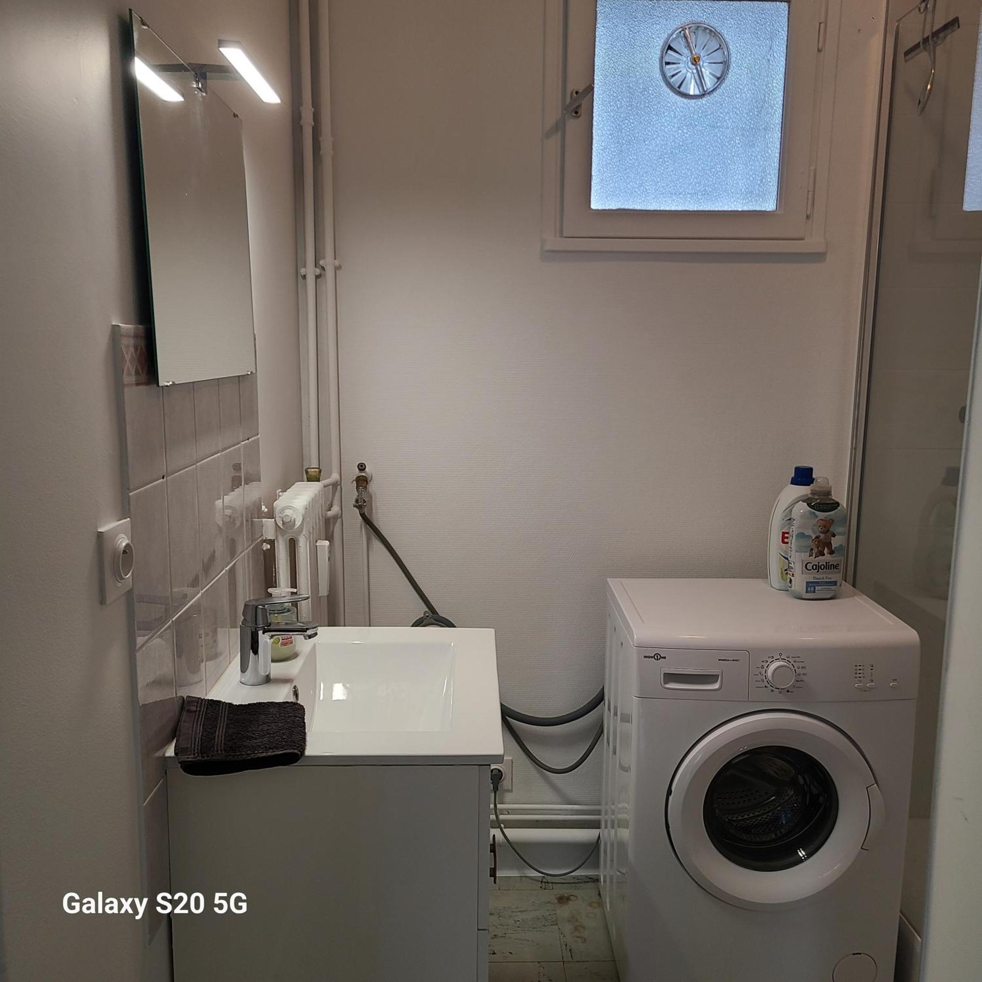 T4 Pour 6p - Balcon - Parking Gratuit - Fibre Appartement Chambéry
